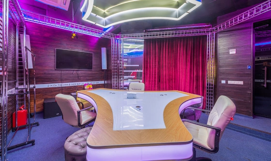 Фото №2 зала VIP 1996