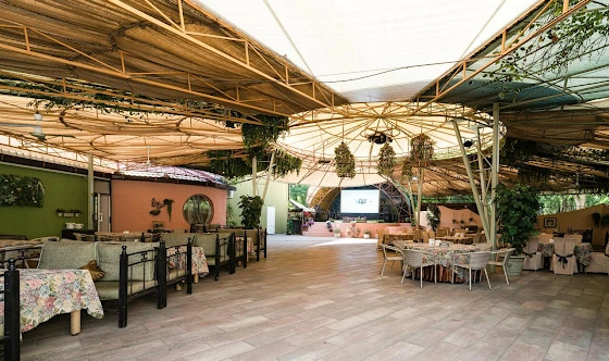 Фото №2 зала Летняя площадка