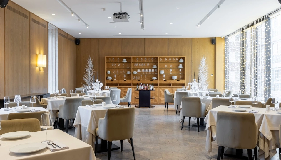 Фото №16 зала Зал "Парадный"