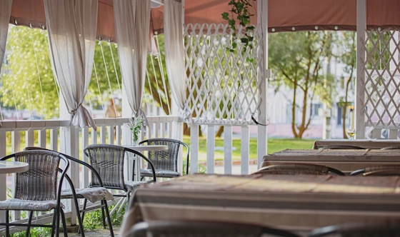 Фото №2 зала Летняя веранда