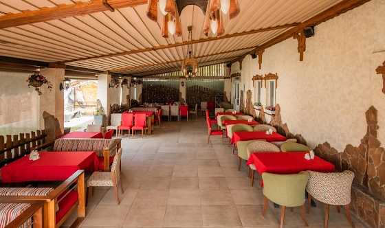 Фото №2 зала Летняя веранда