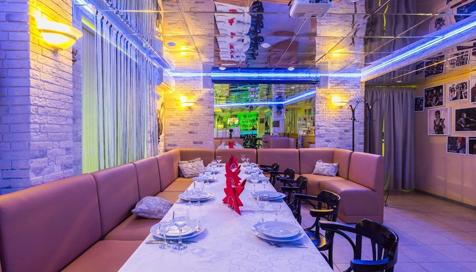 Фото №2 зала Кафе