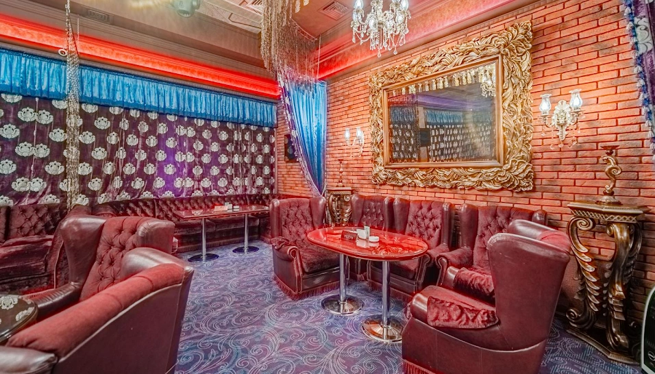 Фото №11 зала Караоке-бар «Кураж»