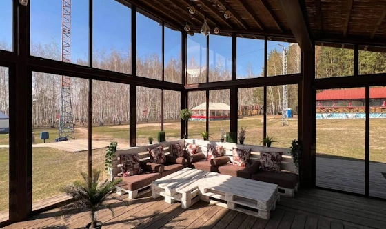 Фото №2 зала Стеклянная беседка