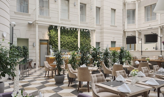 Фото №2 зала Атриум "Вино и вода"