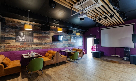 Фото №2 зала Караоке-зал