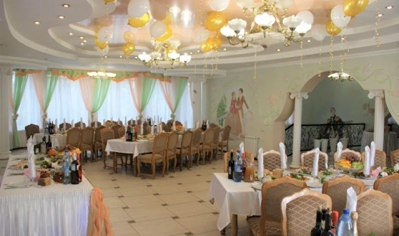 Бригантина брянск кафе