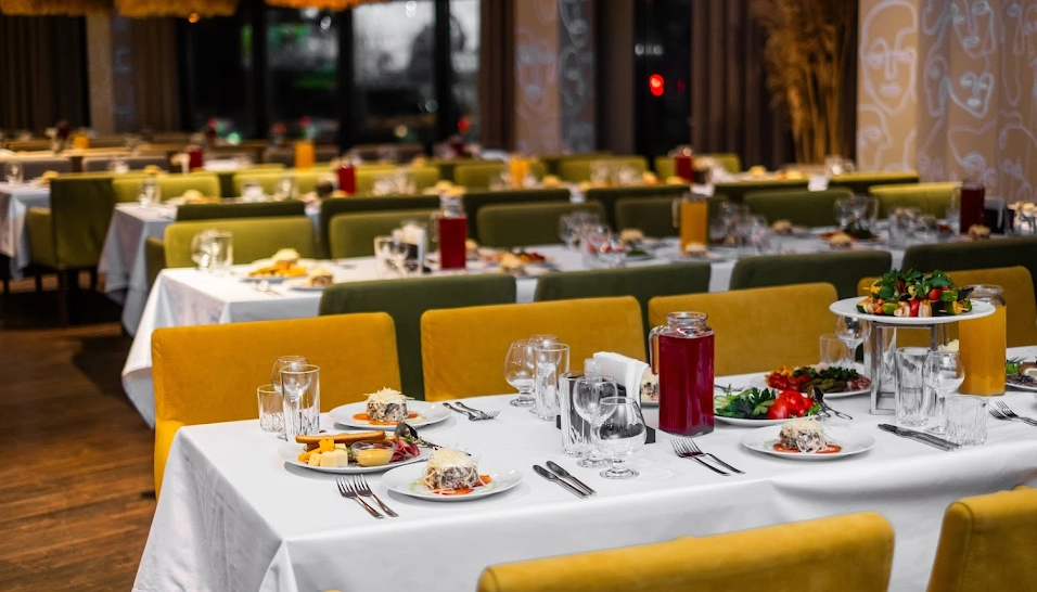 Фото №14 зала Зал ресторана «Саванна» 