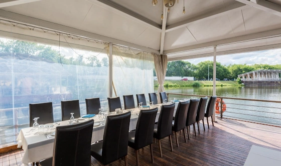 Фото №4 зала Шатер на пирсе №2