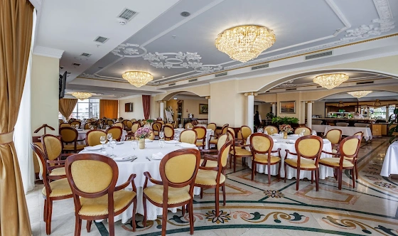 Фото №3 зала The One