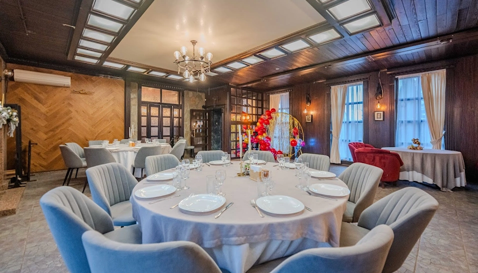 Фото №11 зала Зал с камином