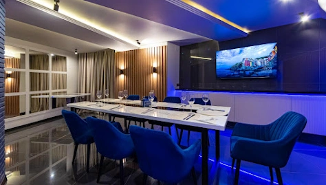 Фото №2 зала VIP комната