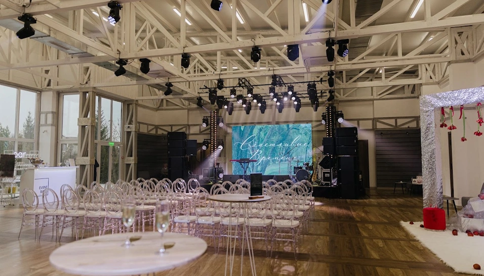 Фото №9 зала Велетный Причал