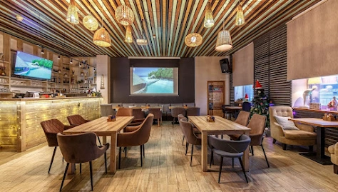 Фото №4 зала Mavi Cafe