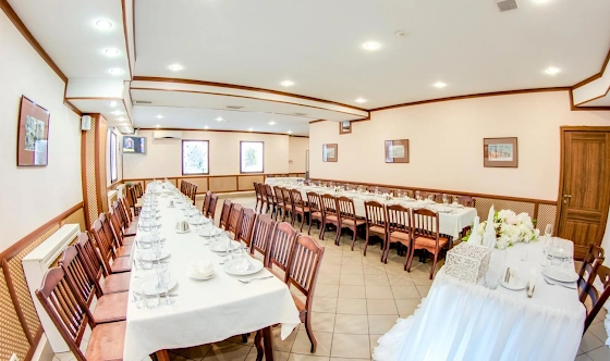 Фото №3 зала Ресторан