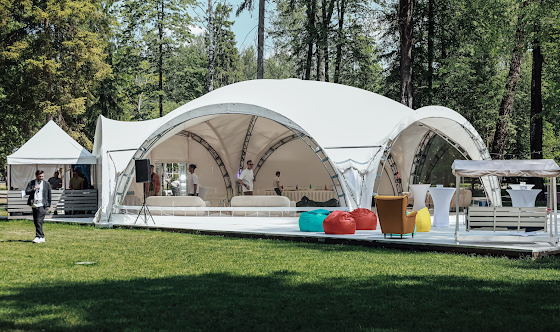 Фото №4 зала Гексагональный шатер