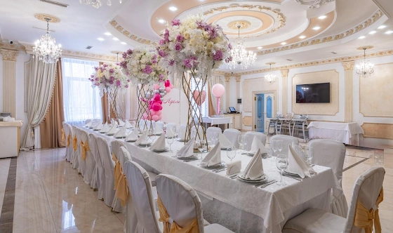 Фото №2 зала Зал «Соколиный дворик»