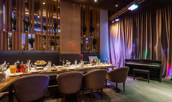 Фото №14 зала Зал «‎Винный»