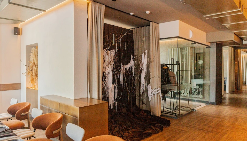 Фото №18 зала Основной зал