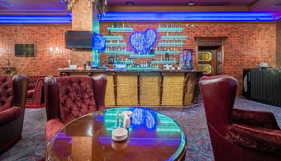 Фото №6 зала Караоке-бар «Кураж»