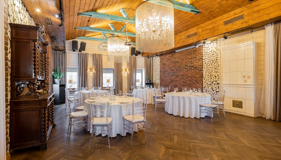 Фото №2 зала Зал «Альпийская дача»