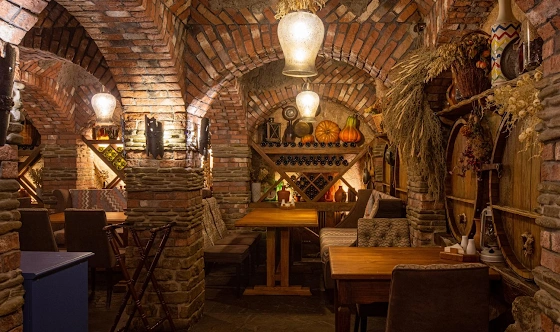 Фото №4 зала Винный погреб