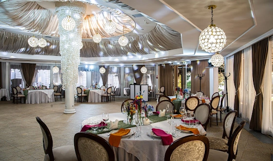 Фото №1 зала Ресторан «Жардин»