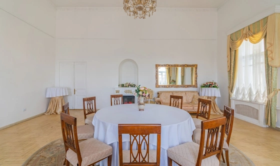 Фото №4 зала Зал «Образцовой»