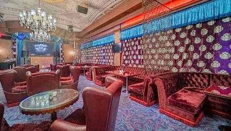 Фото №4 зала Караоке-бар «Кураж»