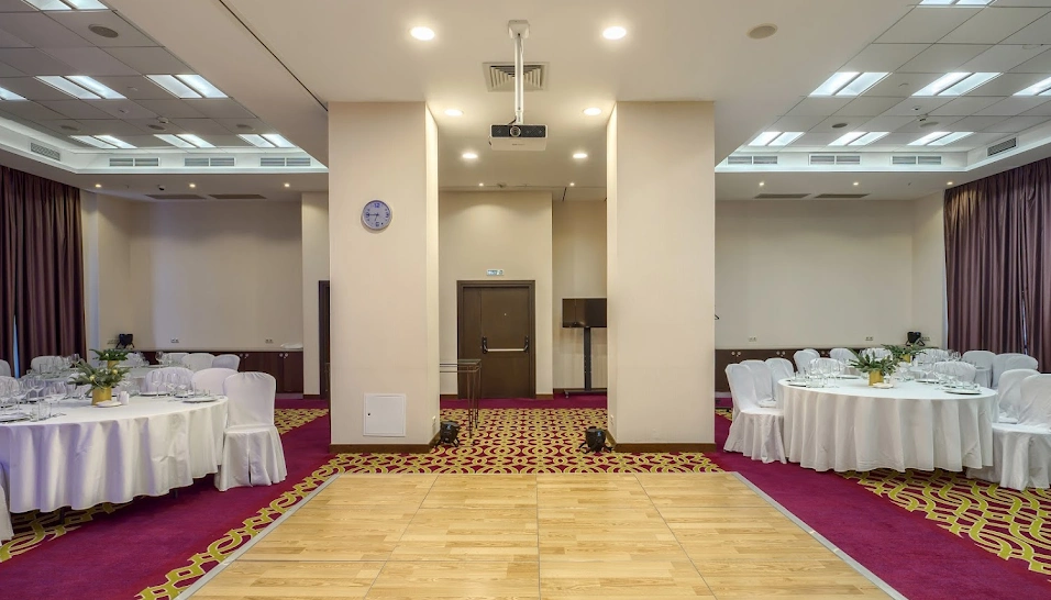 Фото №6 зала Зал «Волга»