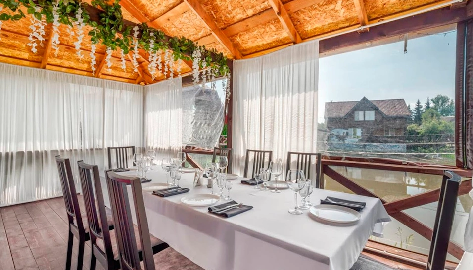 Фото №1 зала VIP-беседка