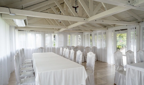 Фото №3 зала Закрытая беседка