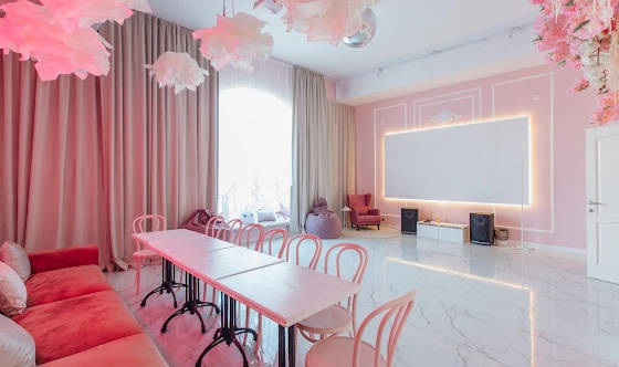 Фото №2 зала Зал "Барби"