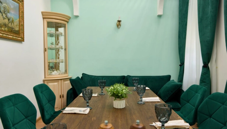 Фото №1 зала Зал «Изумрудный»