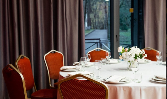 Фото №2 зала Зал Сцена