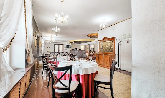 Фото №2 зала Ресторан