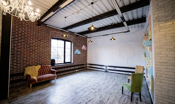 Фото №14 зала Лофт Комод 