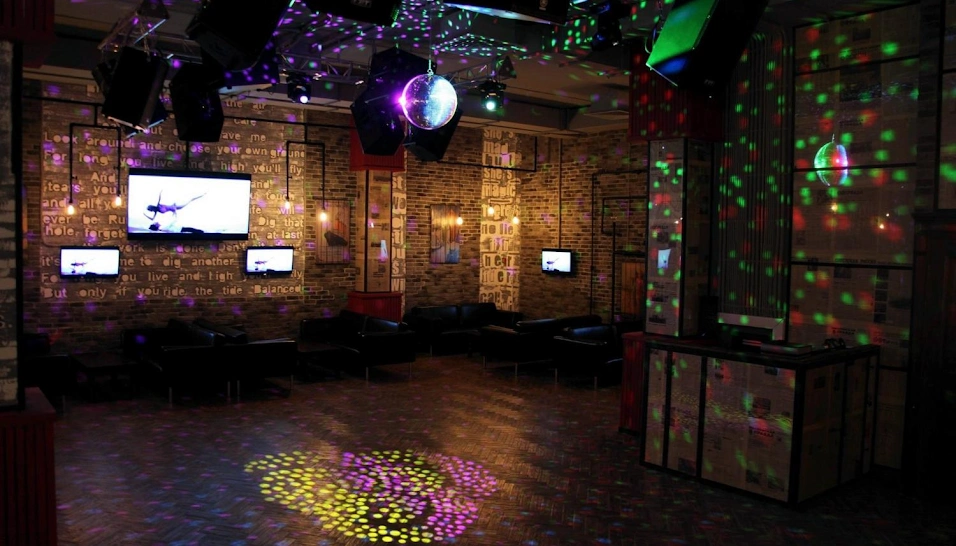 Фото №5 зала Караоке-зал