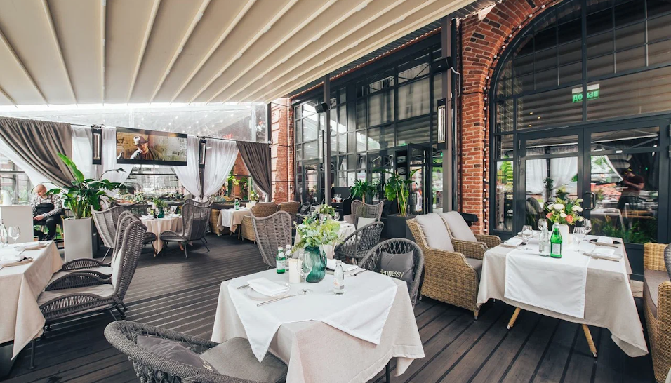 Фото №1 зала Летняя веранда