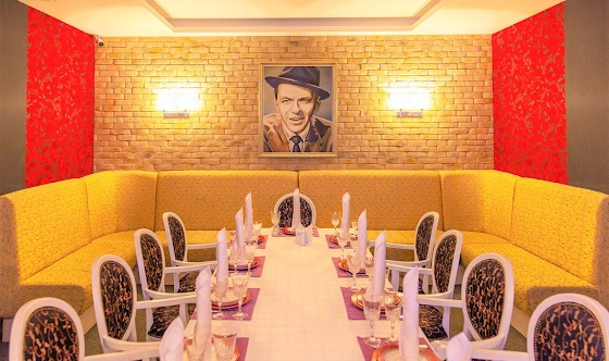 Фото №3 зала VIP-зал «Красный»