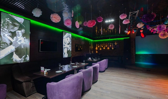 Фото №16 зала Караоке-клуб