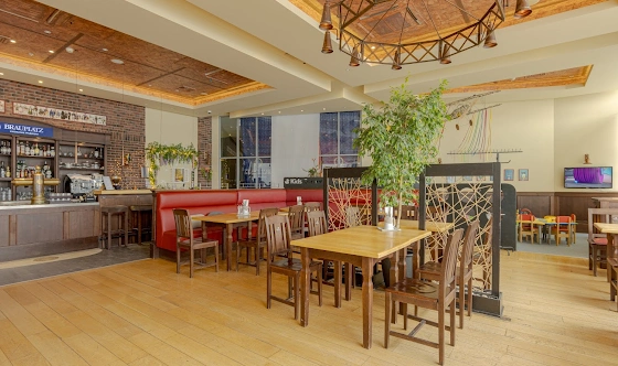 Фото №9 зала Ресторан "Brauplatz"