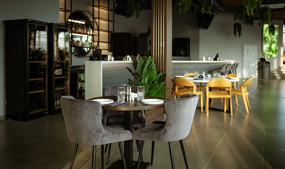 Фото №10 зала Ресторан «MOMENT»