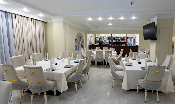 Фото №3 зала Ресторан «Версаль»