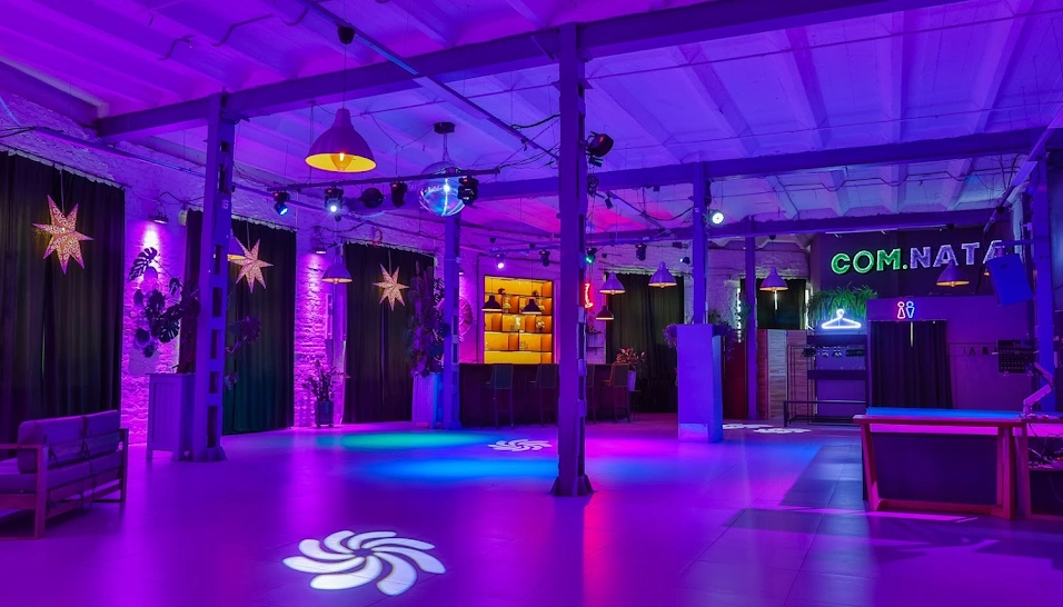 Фото №17 зала Лофт на Петроградской 