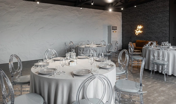 Фото №1 зала Зал "Sevens Sky"