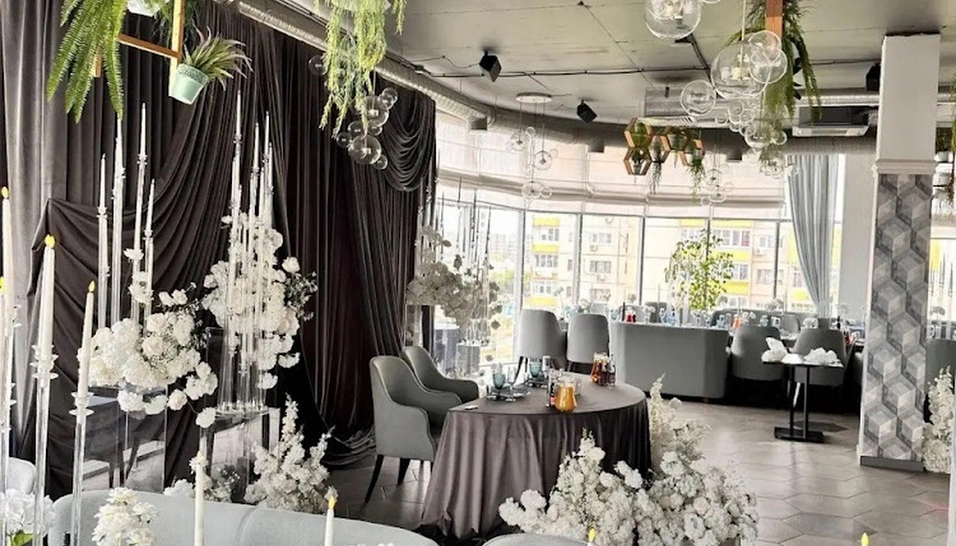 Фото №2 зала Ресторан