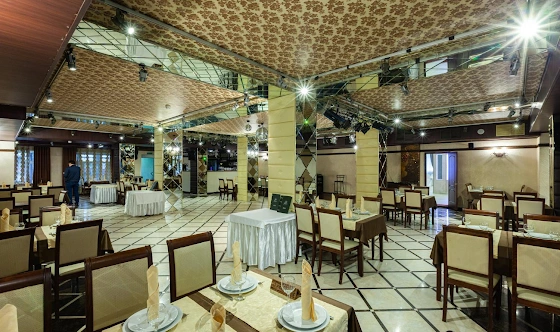 Фото №15 зала Основной зал ресторана 