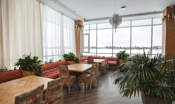 Фото №2 зала Зал ресторана «Volga-Волга»