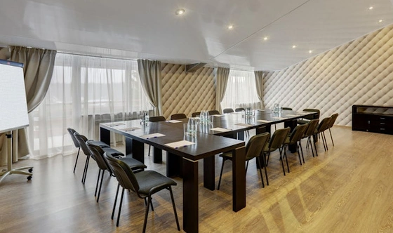 Фото №2 зала Переговорная 